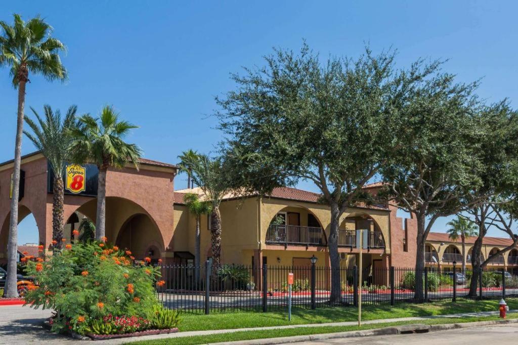 מלון Super 8 By Wyndham Houston Webster Nasa מראה חיצוני תמונה